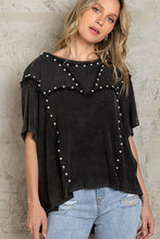 Load image into Gallery viewer, Pearl Beaded Black Top
