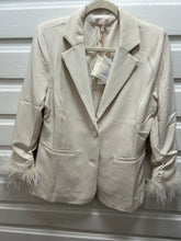 Load image into Gallery viewer, Cream Blazer with Detachable Feather Cuff
