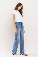 Load image into Gallery viewer, Lovervet Super High Rise Loose Fit Jeans
