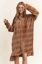 Load image into Gallery viewer, Teddy Brown Rushed Velvet Boxy Long Sleeve Shirt Dress
