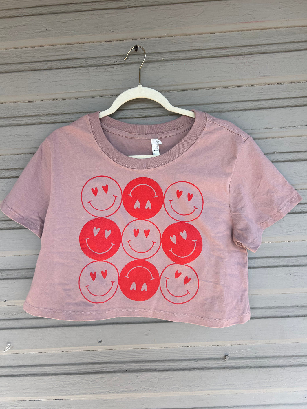 Smiley Love Cropped Tee