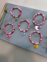 Load image into Gallery viewer, Valentine Heart Bracelets
