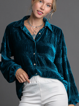 Load image into Gallery viewer, Teal Smocked Velvet Top
