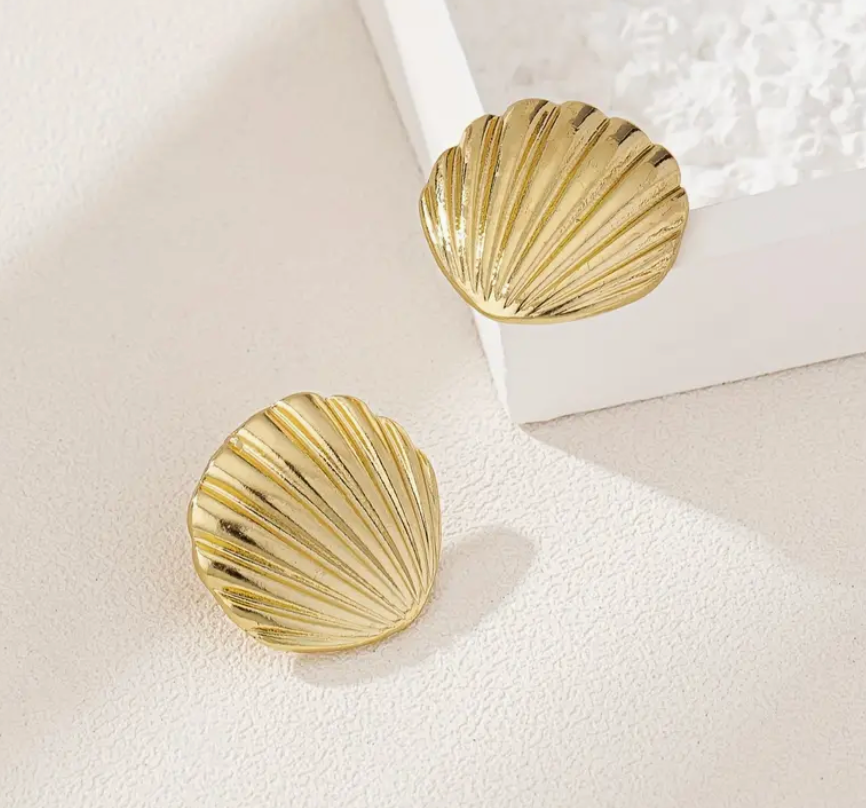 By the Seashore Shell Studs