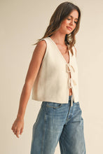 Load image into Gallery viewer, Daydreamer Beige Tied Front Knit Vest
