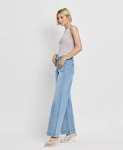 Load image into Gallery viewer, HIGH RISE WIDE TROUSER JEANS
