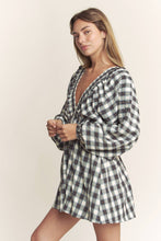 Load image into Gallery viewer, Searching For Love Plaid Black Romper
